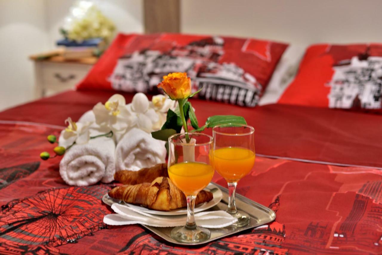 Apartmani Julija Vodice Buitenkant foto